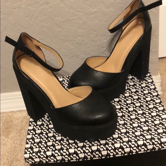 Primadonna Collection - Picture 4 of 8